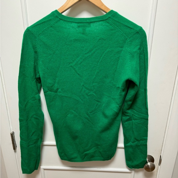 100% Cashmere Small V-neck sweater - Picture 2 of 5